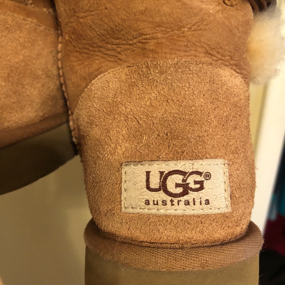 Ugg Bailey Button Chestnut - image 2